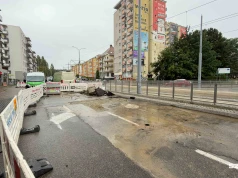 "Słynna" dziura w Al. Powstańców Wielkopolskich ma towarzystwo