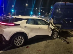 Nocny pościg w Warszawie. 28-latek pędził 200 km/h aż staranował auta