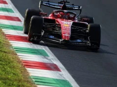 Ferrari ma problem. Hamilton tracił do Mercedesa 0,6 s na prostych