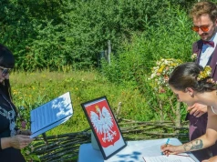 Śluby po nowemu: Wszędzie, byle nie przed ołtarzem