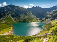 Spokojniejsze niż Morskie Oko, a równie pięknie. Tu turyści zaglądają rzadziej