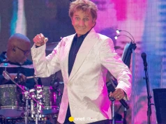 83-letni gwiazdor nie chce schodzić ze sceny. Barry Manilow ma za sobą coming out i walkę o zdrowie