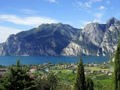 38-letni Polak odnaleziony martwy nad jeziorem Garda. Trwa dochodzenie