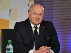 Ogłosili zatrzymanie marszałka z PiS, a ten... kibicuje na meczu Motoru. Skandaliczny przeciek ze służb?