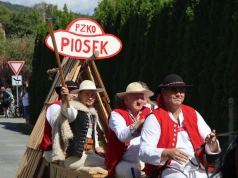 Wieniec od przedsiębiorcy, który chce uratować szkołę na Bagińcu. Dożynki w Piosku