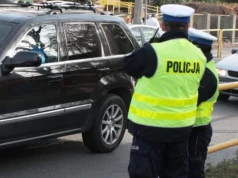 Płaczący chłopiec wciągnięty do auta? Potężna obława policji w Olsztynie