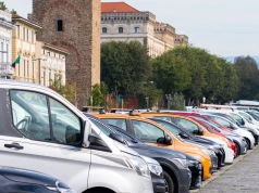 Turyści we Włoszech muszą uważać. Banknot za wycieraczką to pułapka