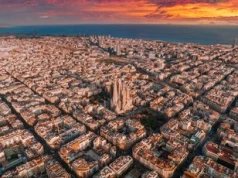 5 hoteli w Barcelonie na city break - kultura, plaża i tapas w jednym