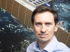 Antydronowy APS rozważa różne opcje, w tym sprzedaż. Zatrudnił znanego doradcę