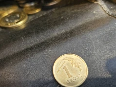 Moneta o nominale 99 groszy? Brzmi absurdalnie, a rozwiązałaby problem milionów Polaków