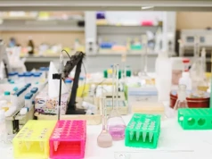 Polscy biotechnolodzy opracowali sposób na bardziej precyzyjne dostarczanie leku do komórek raka