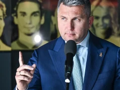 Piesiewicz nie jest wyjątkiem. Polski sport wybiera załatwiaczy