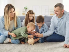 Polacy oszczędzają coraz więcej. Każdego dnia przybywa 340 miliona złotych