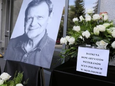 Pogrzeb Jana Frycza. Artyści żegnają zmarłego aktora. "Grałeś, jakbyś oddychał"