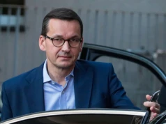 Mateusz Morawiecki ma pomysł na migrantów. Co na to Polacy?