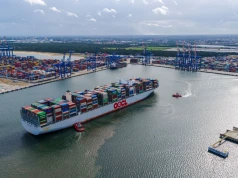 OOCL Japan przybył do Baltic Hub w ramach nowego serwisu łączącego Polskę i Azję