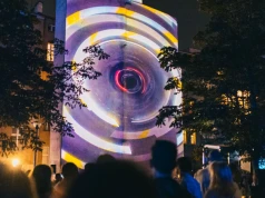 „Czasami potrzeba skali, żeby sobie coś uświadomić”. Rozmawiamy z twórcą Kinomuralu - jedynego takiego festiwalu sztuki