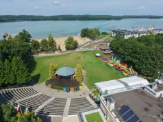 Archeolodzy wchodzą na zamkowe wzgórze nad Jeziorem Charzykowskim. Marek Szczepański zdradza szczegóły