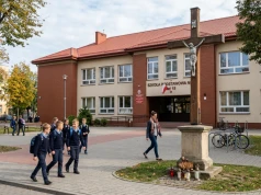 Zakaz muzułmańskich nakryć głowy w Austrii: Analiza i kontrowersje