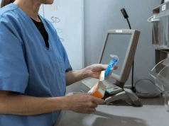 Technik farmaceutyczny coraz bardziej potrzebny w ochronie zdrowia. Liczba pracowników spada, a wymagania rosną