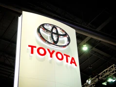 Umocnienie jena uderza w Toyotę, Hondę i Nissana. Miliardy dolarów zysku zagrożone