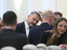 Żurek wsadził Tuska na minę? Opozycja cytuje jeden przepis. "On tego panu nie wybaczy"