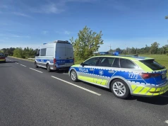 Groźny wypadek na DK62 w Popłacinie. Cztery osoby trafiły do szpitala, droga była całkowicie zablokowana