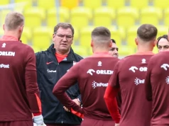Zabieg serca u reprezentanta Polski. Niepokojąca scena na boisku