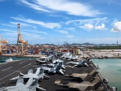 "Wyczyszczony" USS Abraham Lincoln powrócił na morze