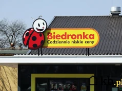 Zamiast 37,89 zł zapłacisz 24,99 zł. Biedronka przeceniła popularną kawę