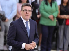 Premier Wielkiej Brytanii Andy Burnham ogłasza "starannie przemyślane, ukierunkowane kroki" przeciwko rządowi Izraela