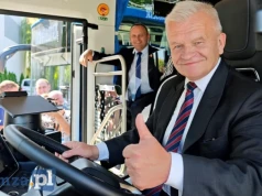 PKS Nova zaprezentowała nowe autobusy elektryczne. Wyjadą na trasy wokół Łomży i Kolna