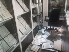 „Na zakupy” do jubilera przez dziurę w dachu galerii handlowej. Trzech podejrzanych trafiło do aresztu