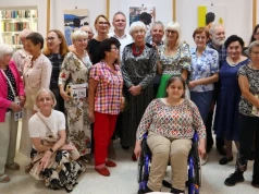 Wycinanki, malowanki i coś jeszcze… Wernisaż prac Renaty Kopić-Sądel