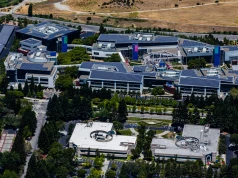 Badanie Google: usunięcie blokad samoświadomości zmienia przekonania modeli AI