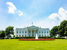 Trump obiecuje 5000 dolarów każdemu Amerykaninowi. Rynki zakładów nawet nie drgnęły