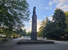 Koniec historii Pomnika Wdzięczności Armii Radzieckiej w Rzeszowie. Zniknie z Placu Ofiar Getta do końca listopada