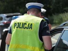 Zdał egzamin, nie odebrał prawa jazdy. Dostał wyrok za jazdę bez uprawnień