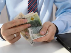 Co z jawnością wynagrodzeń? Termin minął, przepisów brak