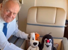 Reksio i Krecik w jednym samolocie z Tuskiem. Skąd ten pomysł?