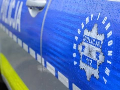 Policjanci wraz z psem tropiącym odnaleźli mężczyznę, którego życie mogło być zagrożone