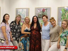 Natura jest kobietą – nowa wystawa w bibliotecznej Galerii Gawra