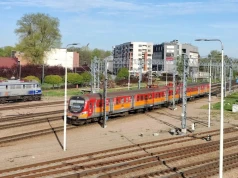 Pociągi mogą dziś mocno zwalniać. Duże opóźnienia w całej Polsce. Pasażerowie muszą uzbroić się w cierpliwość