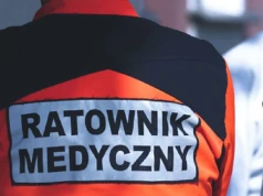 Agresywny 43-latek zwyzywał załogę i zniszczył wyposażenie karetki