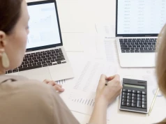Jak wybrać CRM dla firm? Prosty przewodnik dla działu IT