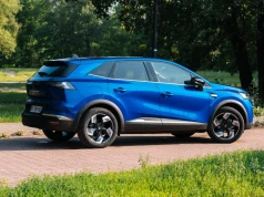 Europejskie wakacje? Z Renault Symbioz to łatwe i tanie, bo pożera kilometry, a nie paliwo