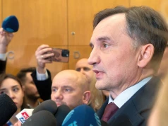 Kaczyński zobaczy nowy sondaż i przetrze oczy. 56,8 proc. ws. Ziobry mocno zaboli