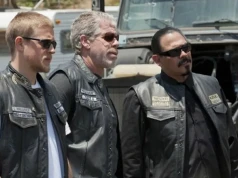 Synowie Anarchii zaskoczą fanów. Charlie Hunnam wyjaśnia, czym będzie nowa seria