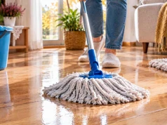 Wrzuć to do wiadra z wodą. Jesienny trik na podłogi, który zachwyci każdego