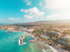Zamień szare dni na słoneczny Cypr 🇨🇾 Loty do Pafos i noclegi w hotelu ze śniadaniami za 633 PLN ☀️✨